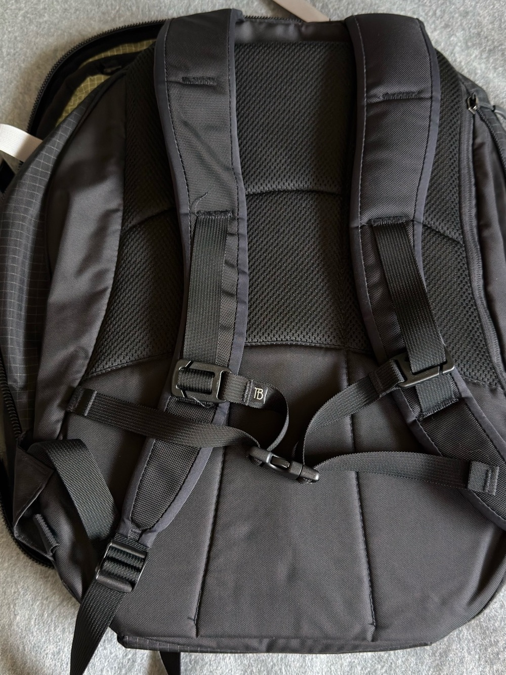 Tom Bihn Synik 30L Backpack — Black Halcyon - Picture 11 of 11